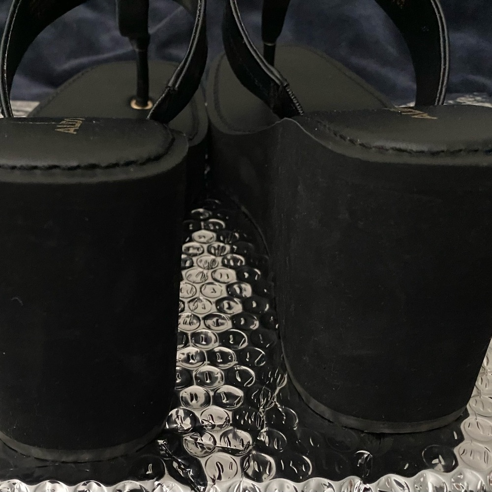 Aldo wedge thong sandals size 11 - Picture 10 of 11